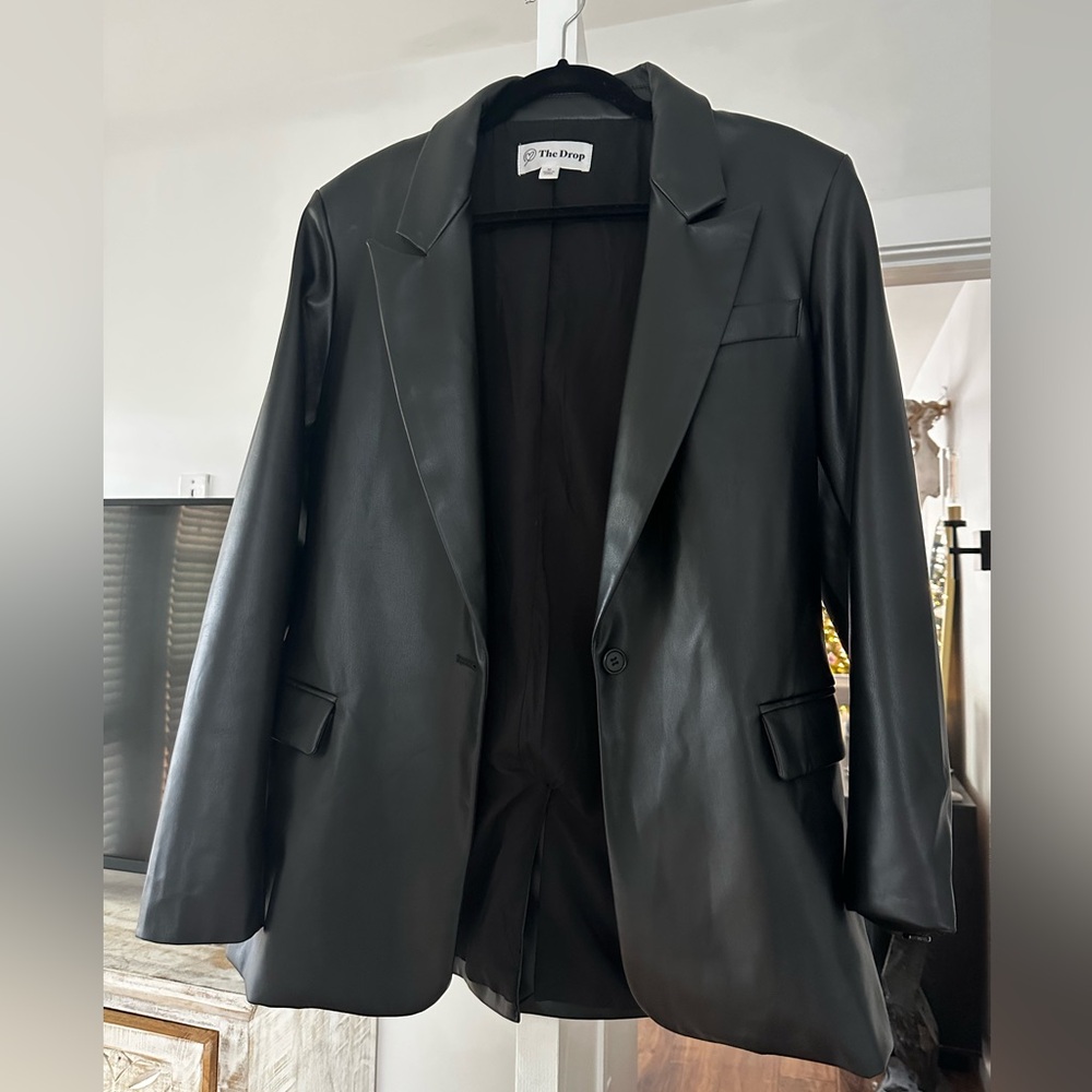 The Drop Women's Black Blazer